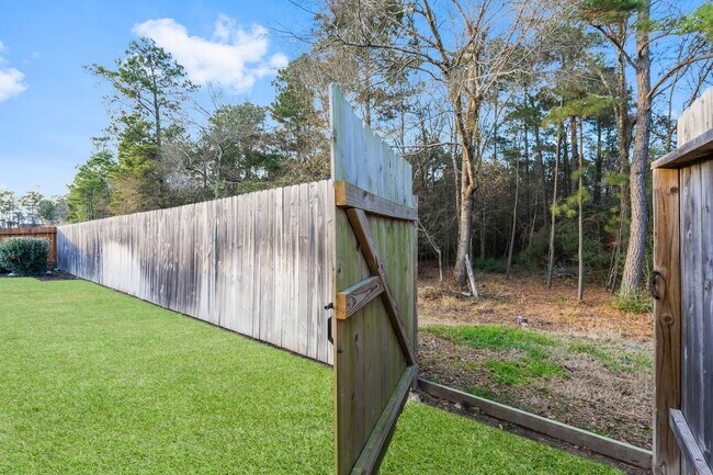 Building Photo - 3815 Wright's Landing Dr