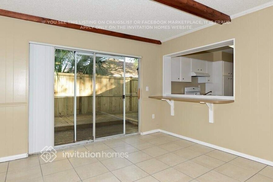 Building Photo - 2806 Witley Ave