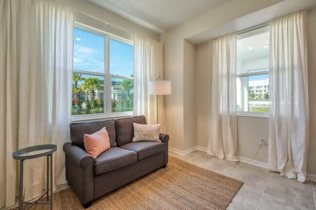 Building Photo - 3180 Paradox Cir