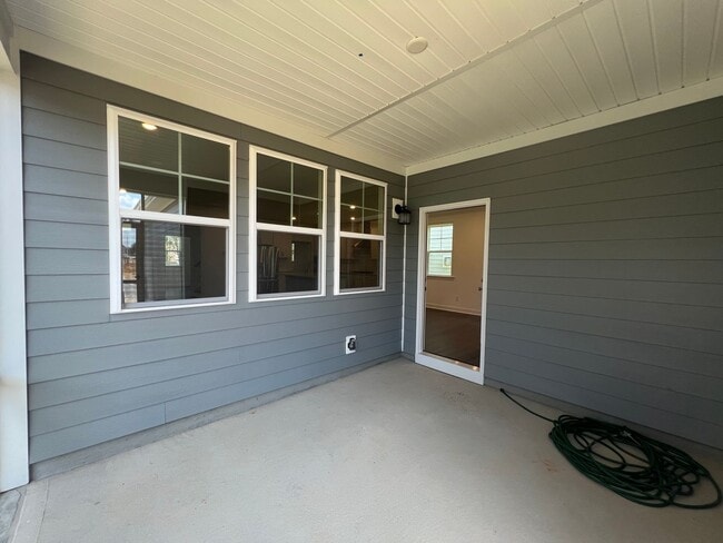 Building Photo - 1577 Goldfinch Perch Ln