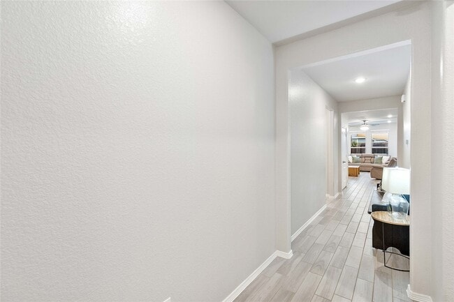 Building Photo - 24714 Crimson Pine Dr