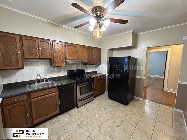 Building Photo - 5512 Milentz Ave
