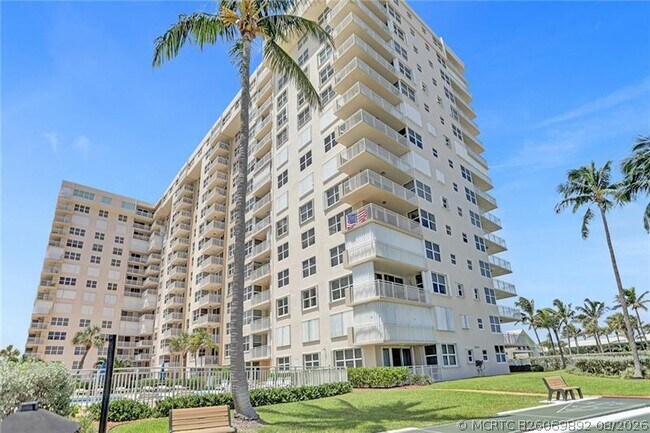 Building Photo - 5200 N Ocean Blvd