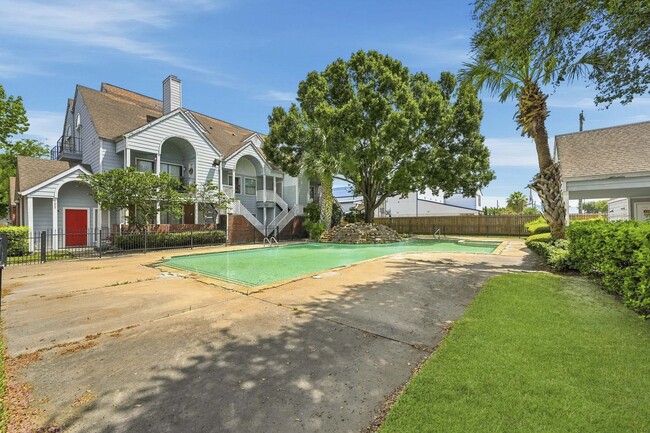 Building Photo - 14550 Fonmeadow Dr