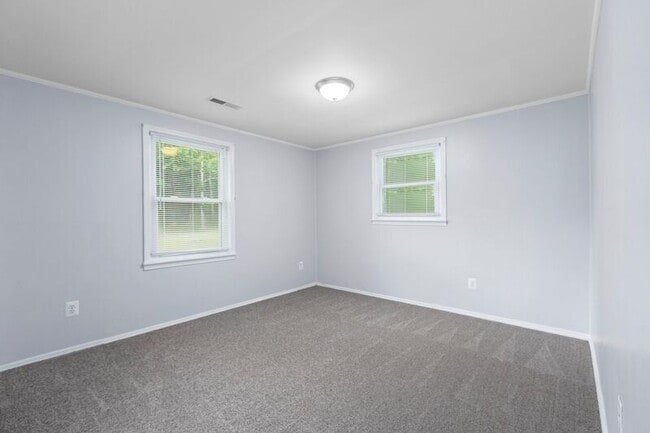 Building Photo - 7155 Gatewood Rd