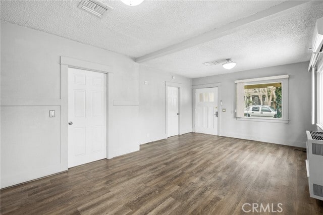 Building Photo - 304 E Garfield Ave