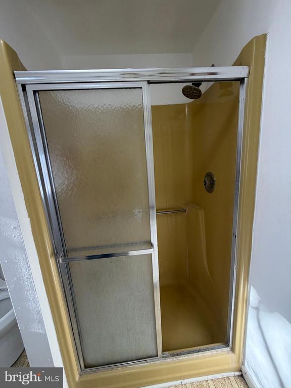 Building Photo - 644 Cooper St