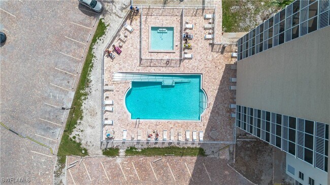 Building Photo - 5500 Bonita Beach Rd SW