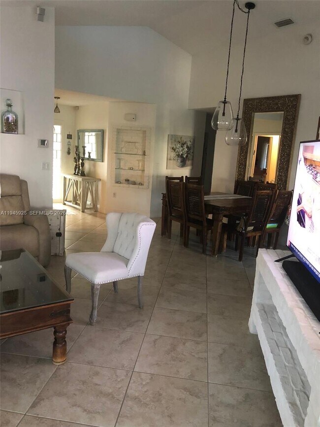 Building Photo - 3100 NW 122nd Ave