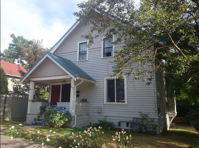 Building Photo - 101 N Bowdoin Pl