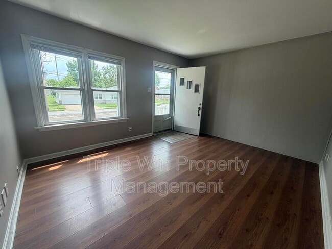 Building Photo - 1145 Patterson Rd