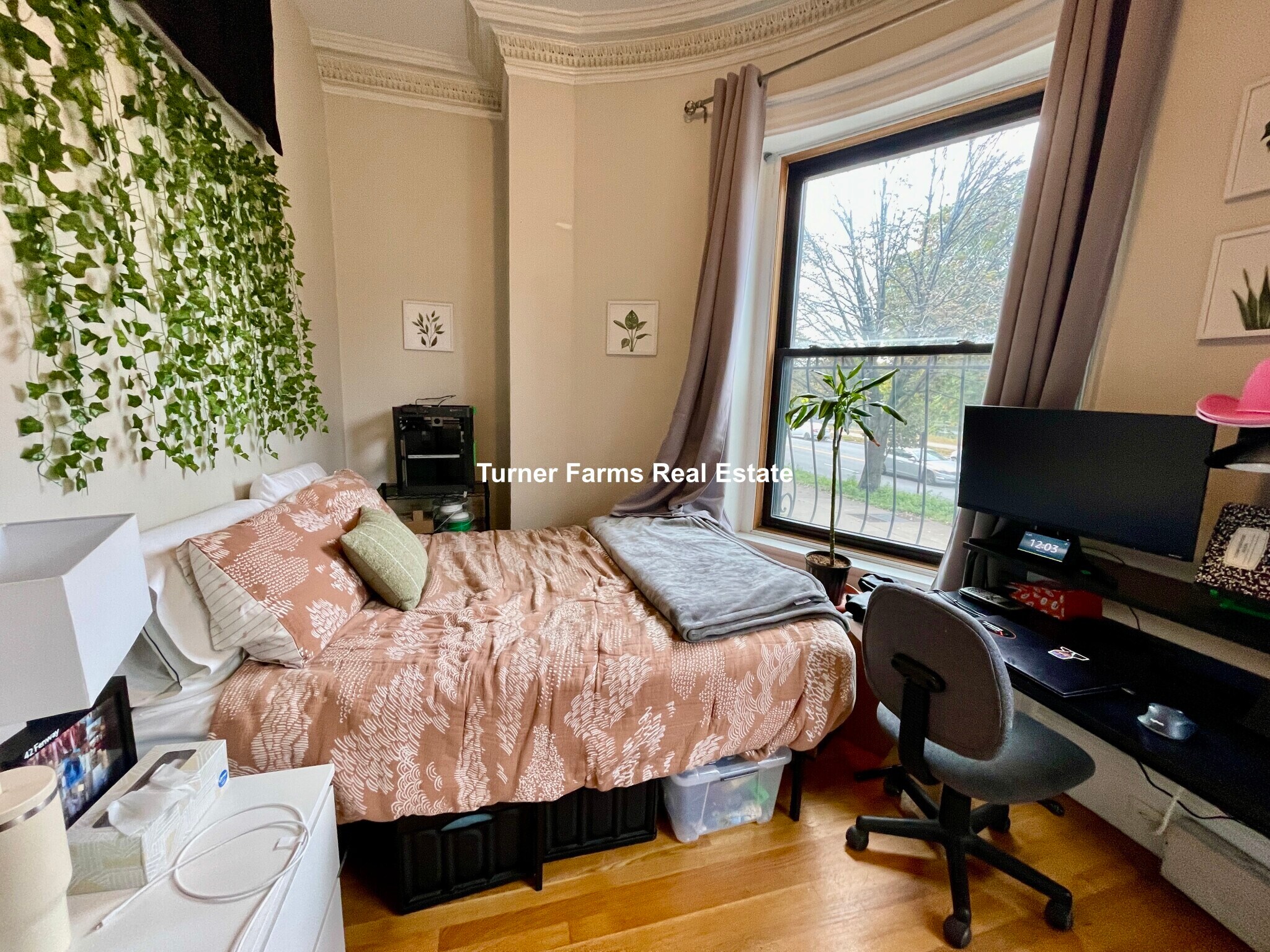 Building Photo - 42 Fenway