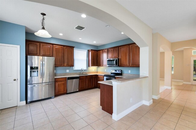 Building Photo - 10090 Bennington Chase Dr