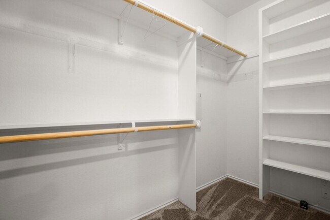 Building Photo - 243 Mancos Dr