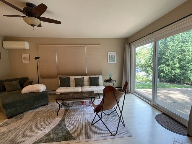 Building Photo - 4009 St Clair St