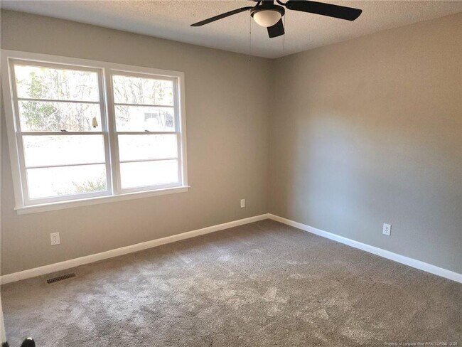 Building Photo - 1018 Appalachin Dr