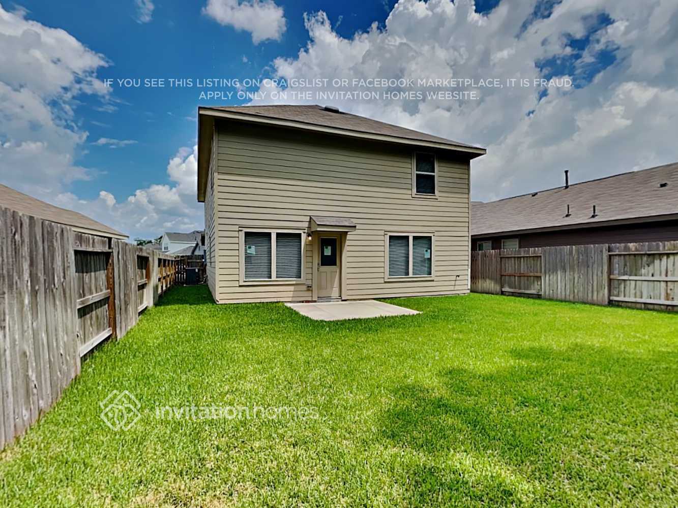 Building Photo - 18606 Via Barletta Ln