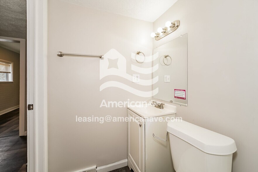 Building Photo - 1183 Pitkin Ave