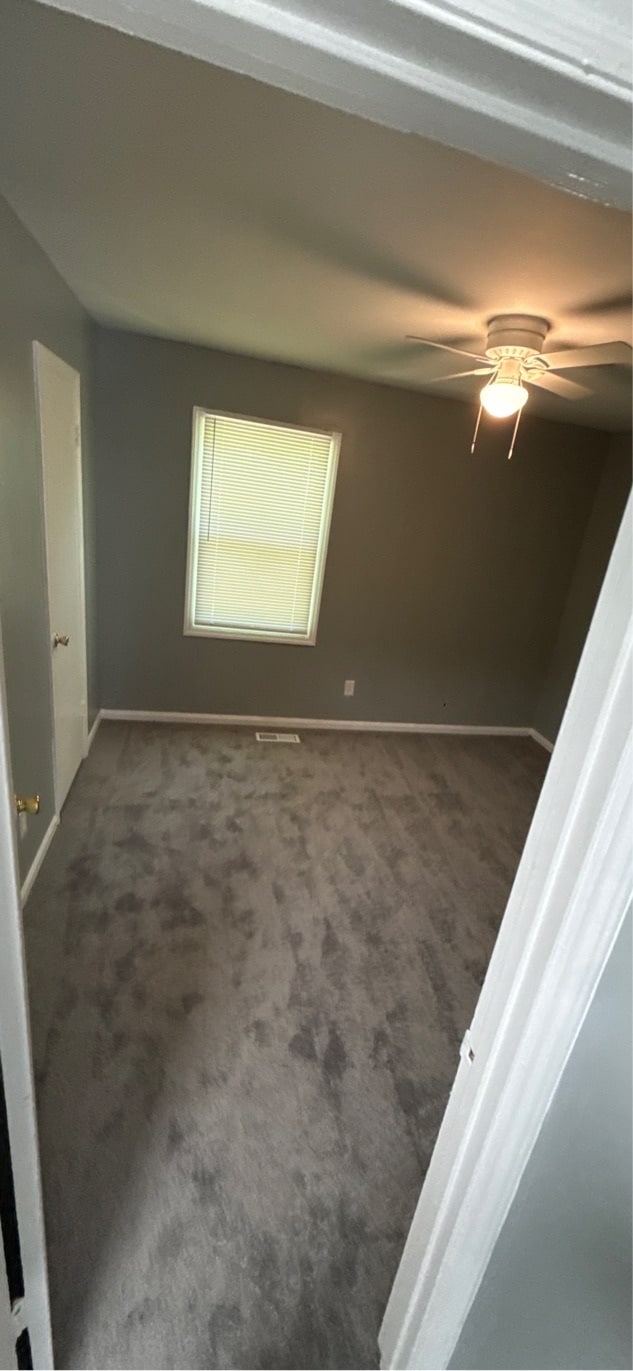 Building Photo - 116 Aqua Ct