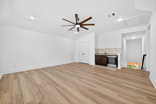 Building Photo - 151 Kate Pl Ct