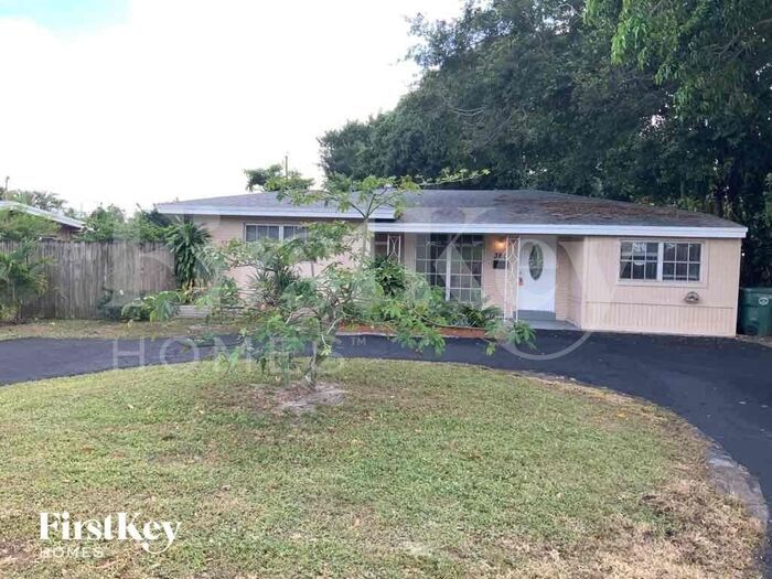 Primary Photo - 360 NW 35th Ct