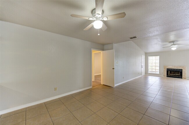 Building Photo - 6500 Sands Point Dr