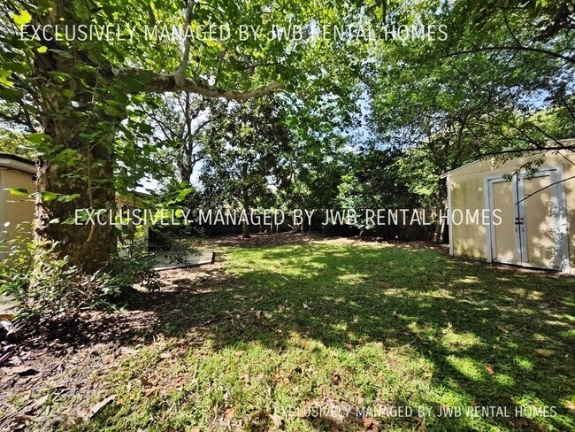 Building Photo - 2490 Woolery Dr