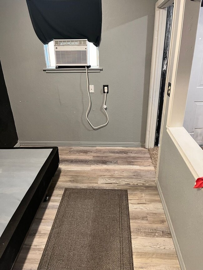 Building Photo - 5316 Fulton Dr