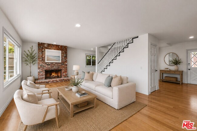 Building Photo - 6457 Surfside Way