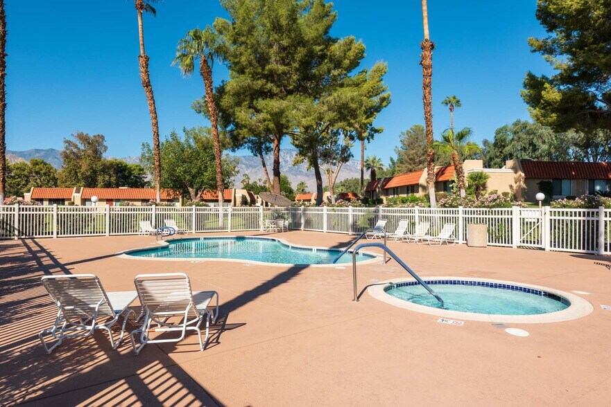 Building Photo - 69725 Encanto Ct