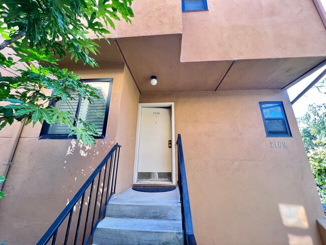 Building Photo - Great Natural light, Treetop Views with 2 Primary Suites plus OFFICE and a 2 car garage, It is li...