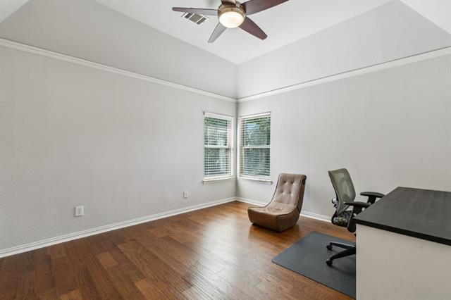 Building Photo - 510 Fox Glen