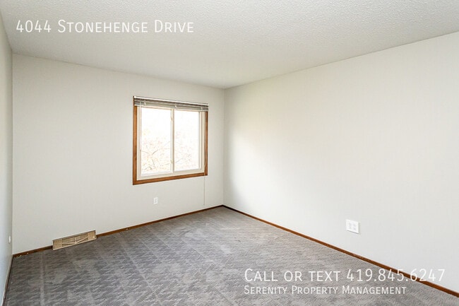 Building Photo - 4044 Stonehenge Dr
