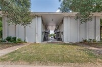 Building Photo - 428 N Dallas Ave