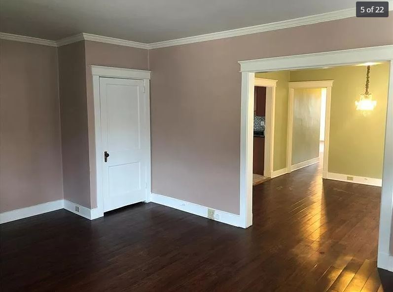 Living Room with jacket closet - 3847 Brighton Rd