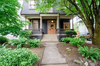 Building Photo - Amazing Find! Spacious Daylight Basement Studio with Loads of Character!
