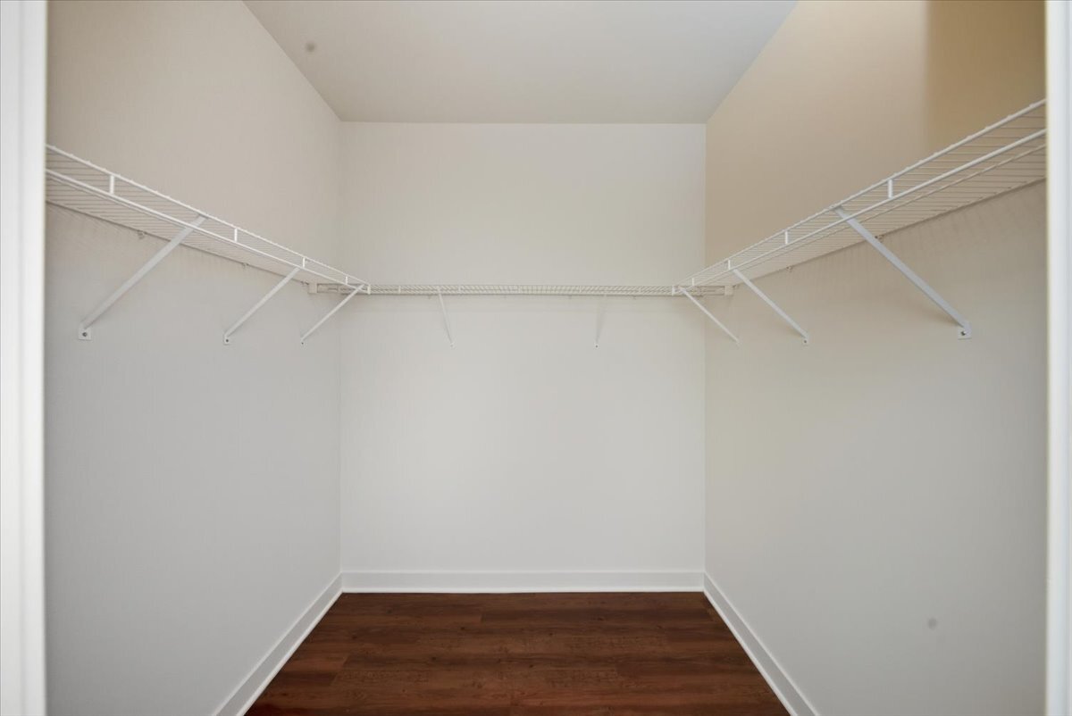 Building Photo - 500 N Northwest Hwy