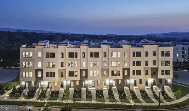 Building Photo - 205 Manion Aly