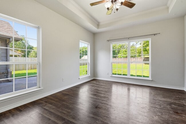 Building Photo - Claremore | 3 Bed | 2 Bath | Large Backyard