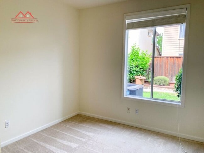 Building Photo - 4016 Lylewood Ct