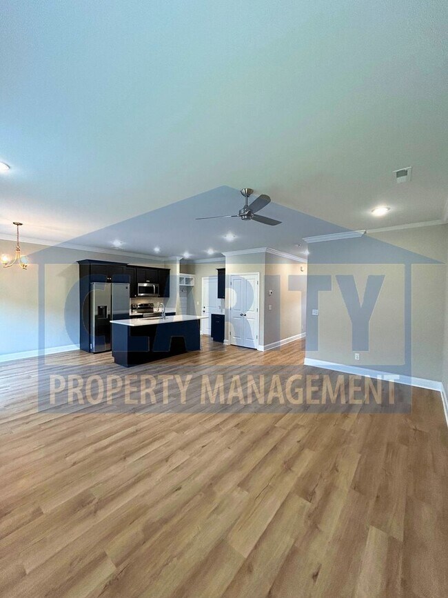 Building Photo - Modern two bedroom townhome!