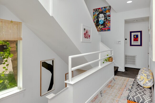 Building Photo - 4809 Neyrey Dr