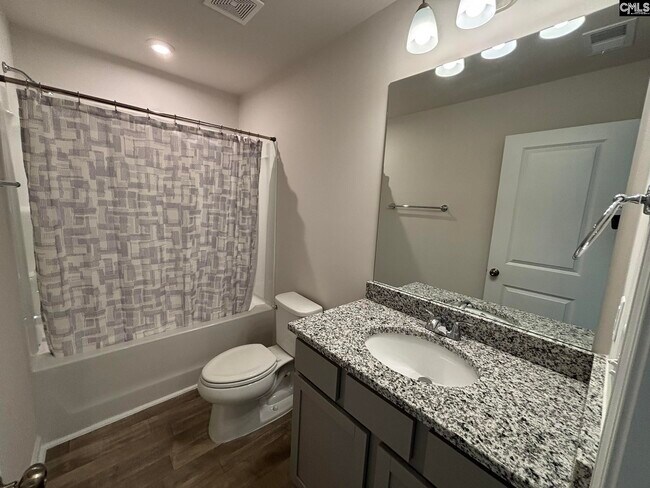 Building Photo - 1020 Field Strip Rd