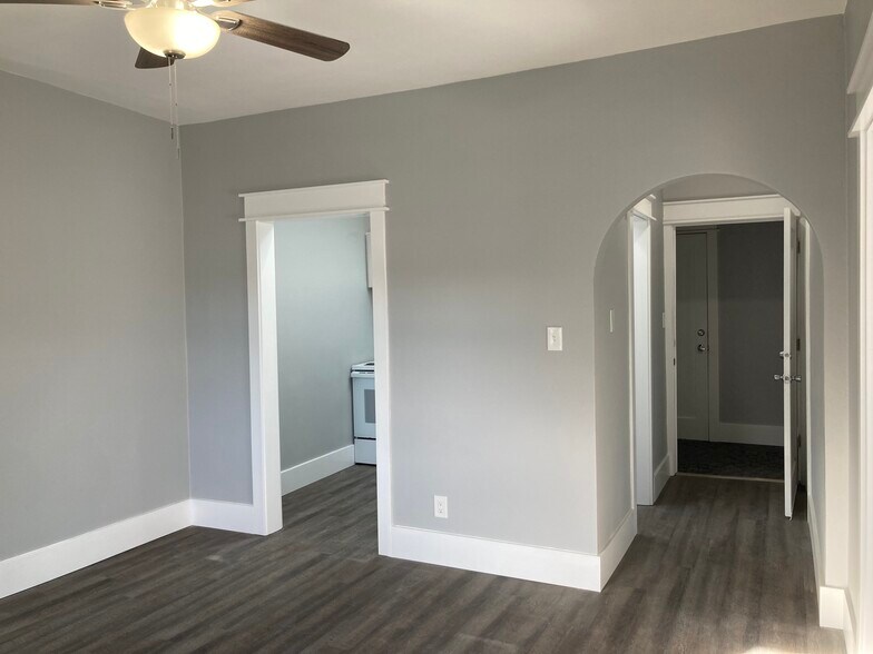 Living Room - 231 2nd Ave NE