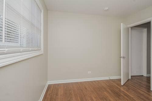 Building Photo - 368 N Biermann Ave