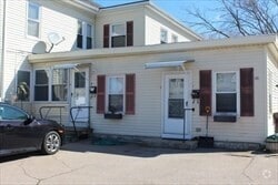 Building Photo - 261 Pulaski Blvd