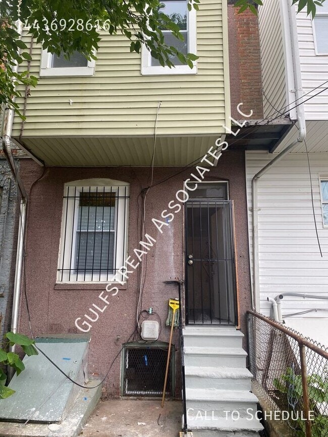 Building Photo - 1307 N Montford Ave