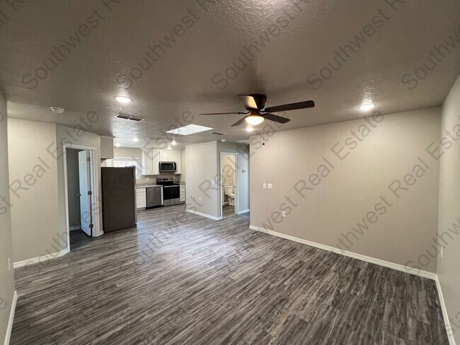 Building Photo - 2109 Bobwhite Ct