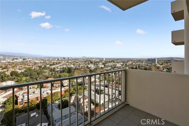 Building Photo - 2170 Century Pk E