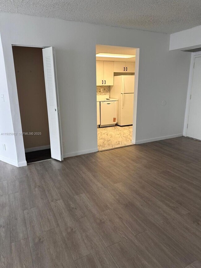 Building Photo - 3300 NE 192 St